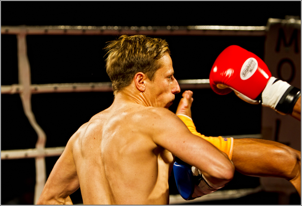 Full Muaythai   mal riechen